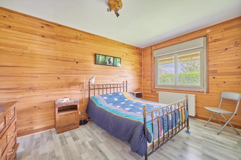 Maison - 200 m² - 8 pièces