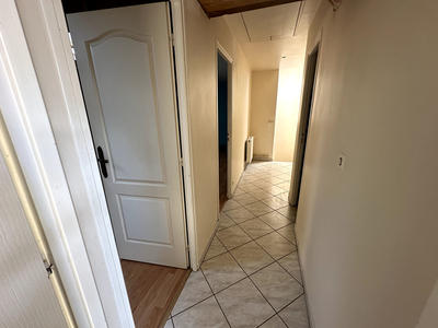 Maison - 202 m² - 8 pièces