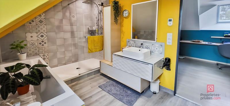 Maison - 185 m² - 6 pièces