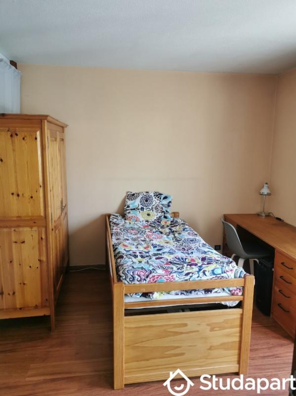 Chambre - 10 m² - 1 pièce