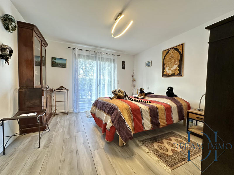 Maison contemporaine - 145 m² - 4 pièces