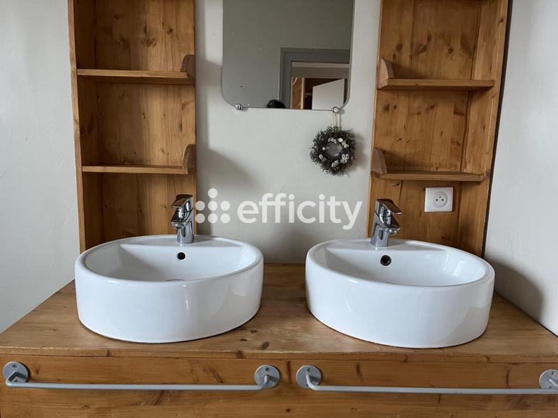 Maison - 159 m² - 7 pièces