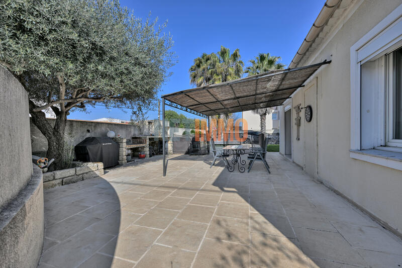 Villa - 90 m² - 4 pièces