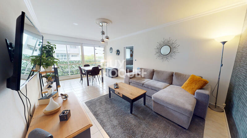 Appartement - 86 m² - 4 pièces