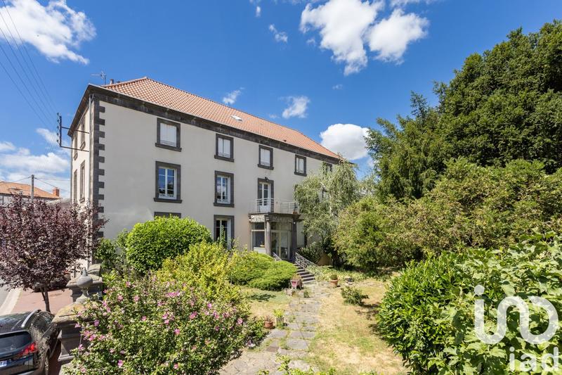 Appartement - 166 m² - 5 pièces