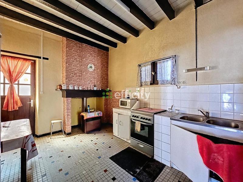 Maison - 163 m² - 9 pièces