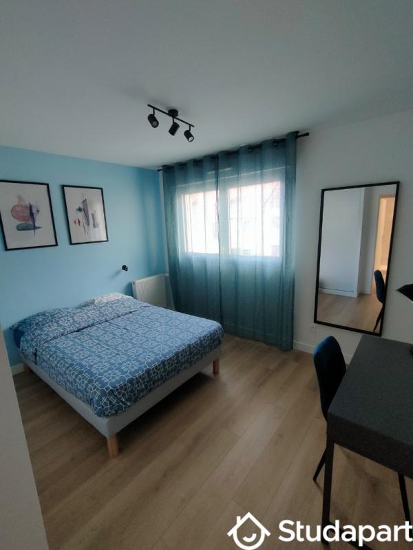 Chambre - 10 m² - 1 pièce