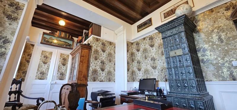 Château - 450 m² - 9 pièces