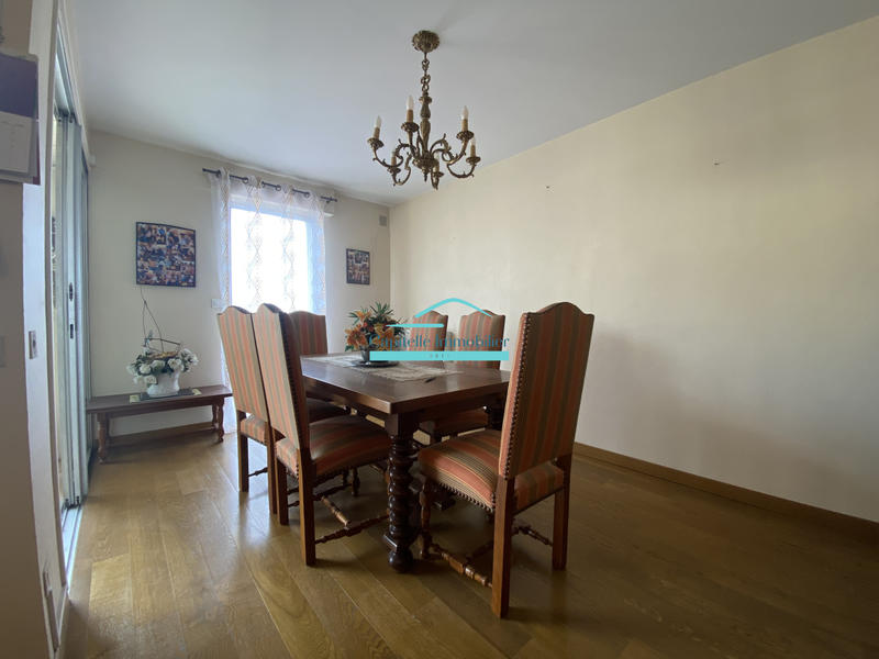 Appartement - 110 m² - 4 pièces