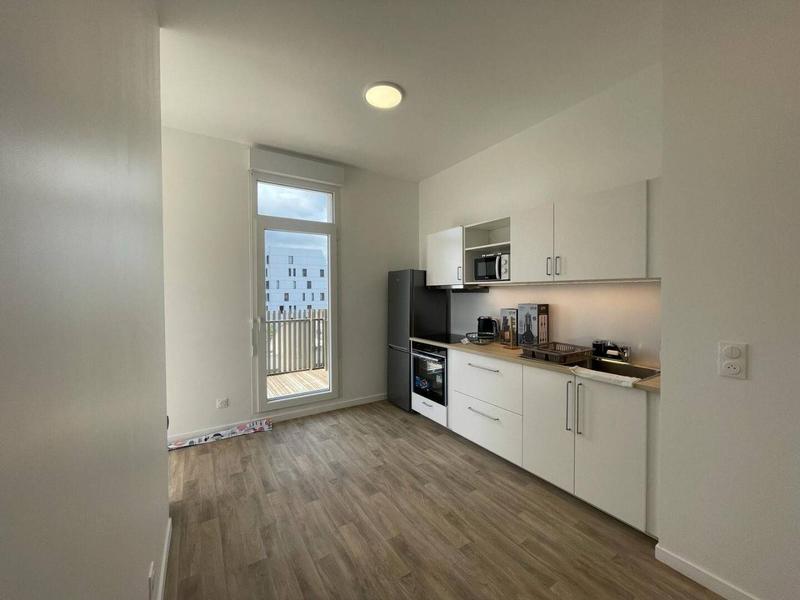 Appartement - 84 m² - 4 pièces