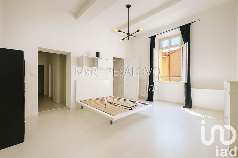 Appartement - 130 m² - 3 pièces