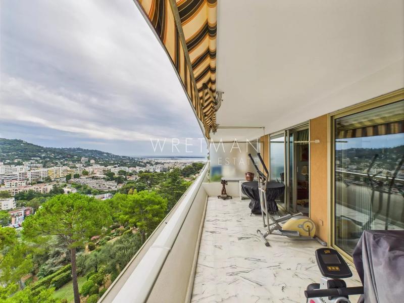 Appartement - 80 m² - 3 pièces