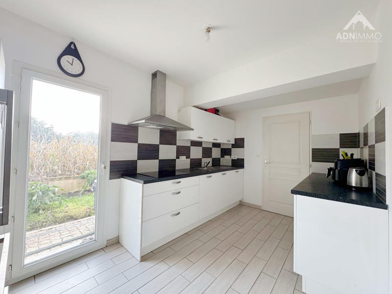 Maison - 136 m² - 6 pièces