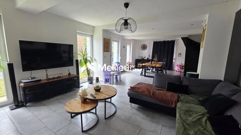 Maison - 140 m² - 5 pièces