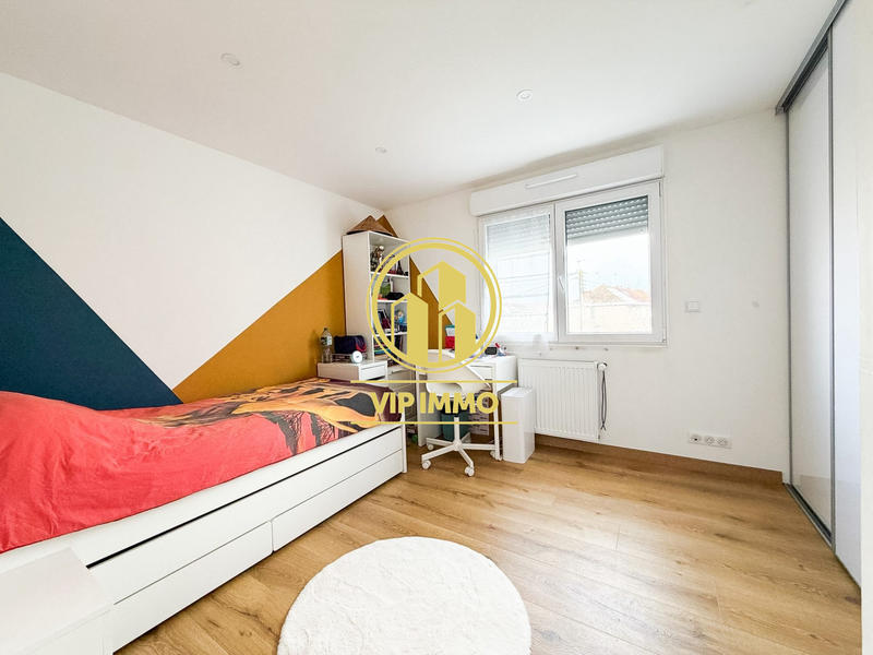 Maison - 130 m² - 7 pièces