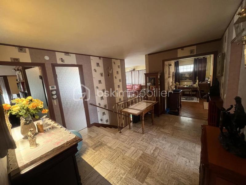 Pavillon - 230 m² - 8 pièces