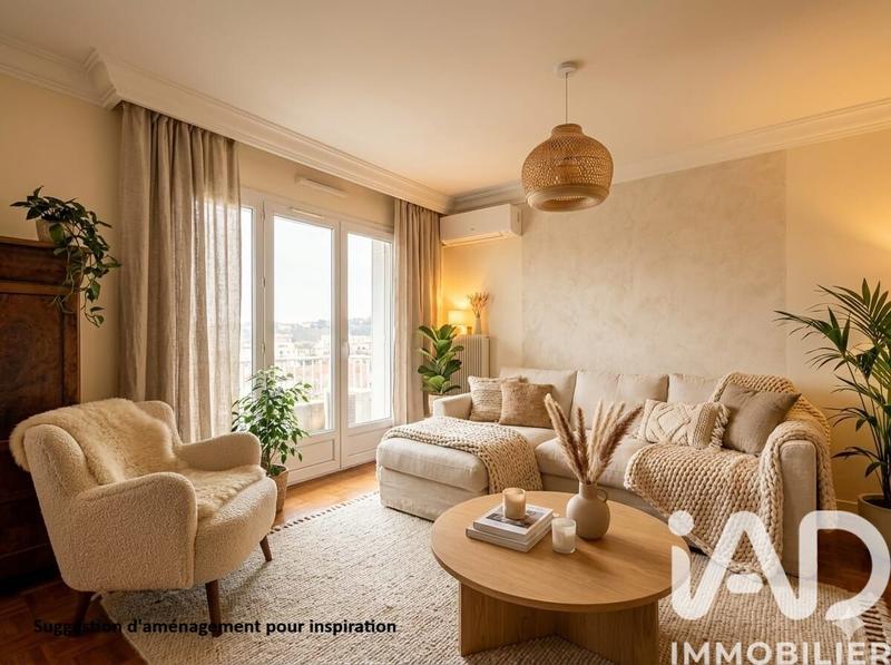 Appartement - 92 m² - 4 pièces