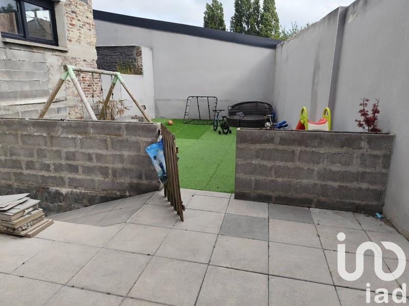 Maison - 277 m² - 7 pièces