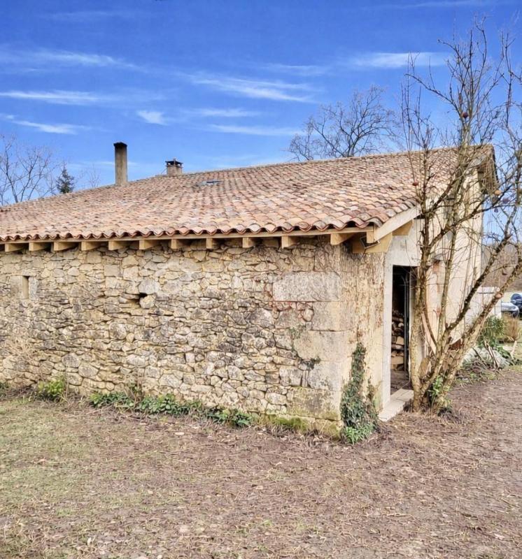 Maison en pierre - 194 m² - 8 pièces