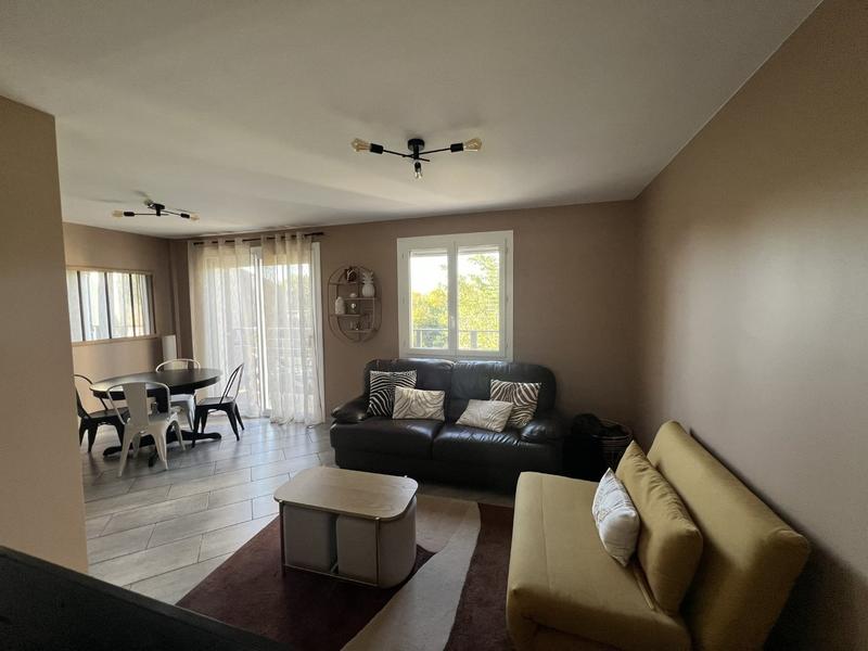 Maison - 96 m² - 5 pièces