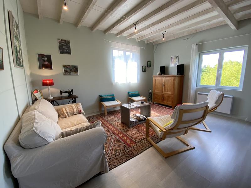 Maison - 397 m² - 16 pièces