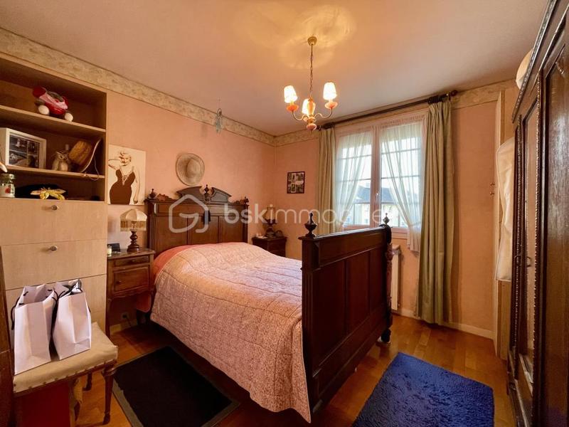 Maison traditionnelle - 87 m² - 5 pièces