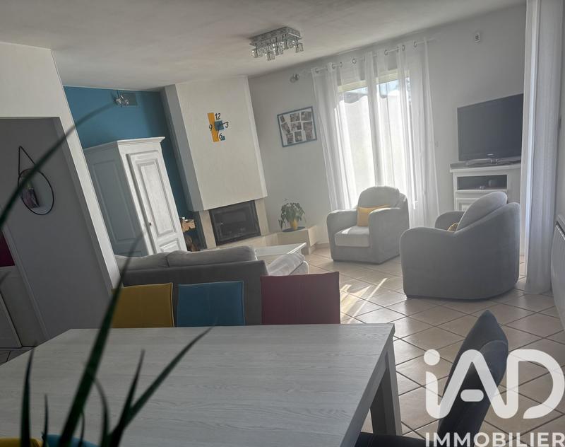 Maison - 90 m² - 5 pièces