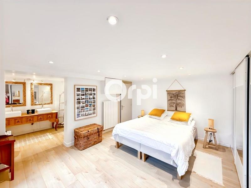 Appartement - 106 m² - 4 pièces