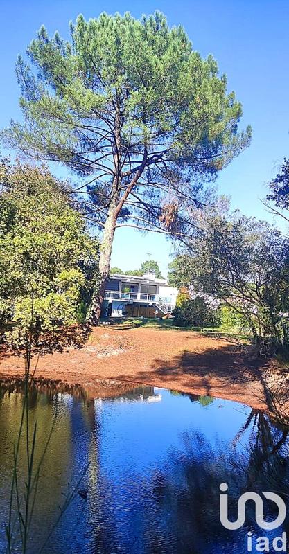 Maison - 226 m² - 7 pièces