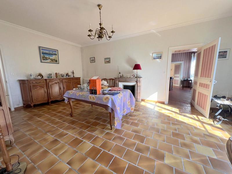 Maison - 188 m² - 7 pièces