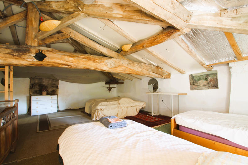 Propriété - 254 m² - 12 pièces