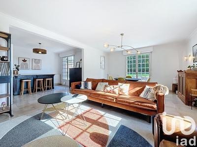 Maison - 161 m² - 7 pièces