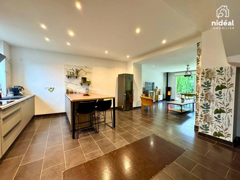 Maison - 120 m² - 5 pièces