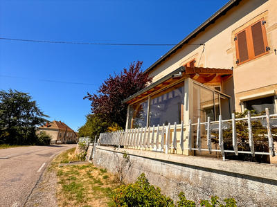 Maison - 101 m² - 4 pièces
