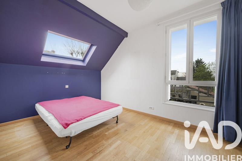 Maison - 251 m² - 10 pièces