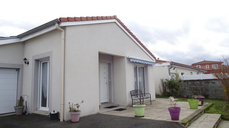 Maison - 90 m² - 4 pièces