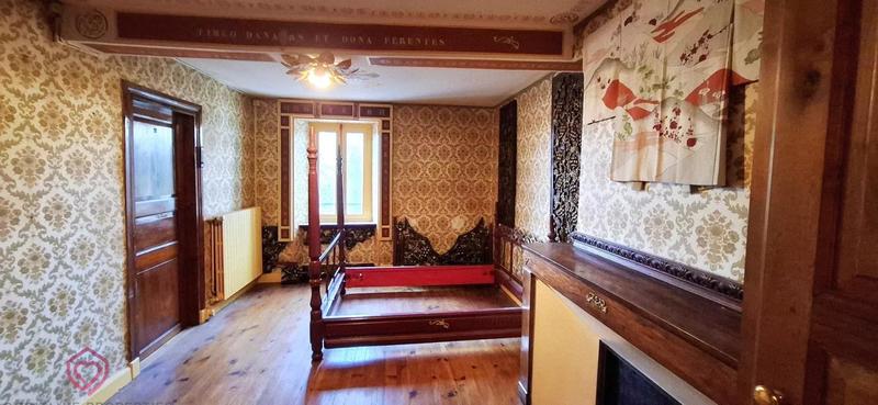 Maison de village - 249 m² - 12 pièces