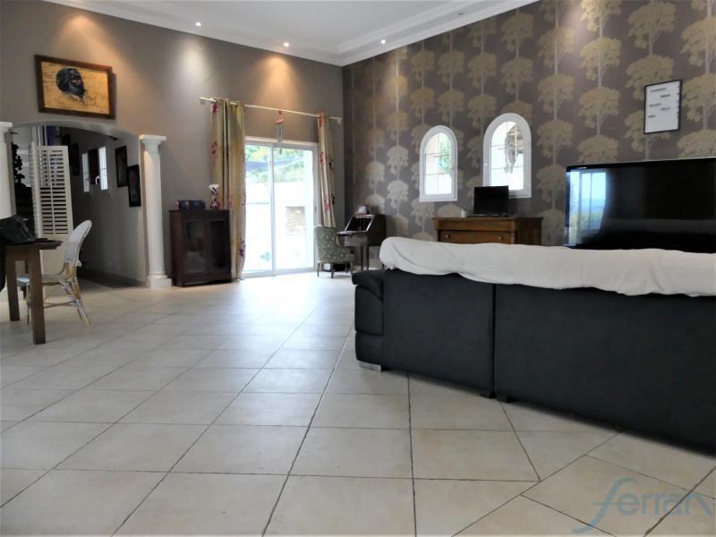 Maison - 200 m² - 4 pièces