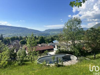 Maison - 112 m² - 5 pièces