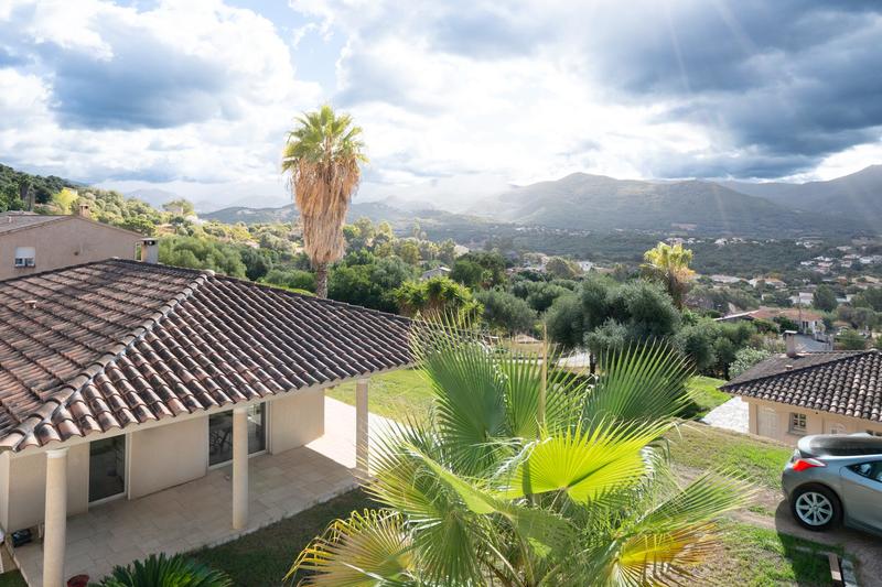 Maison - 79 m² - 3 pièces