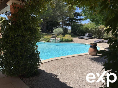 Maison - 137 m² - 4 pièces