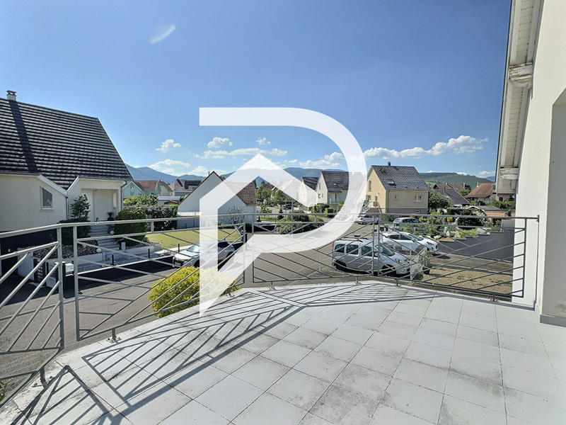 Maison - 200 m² - 7 pièces