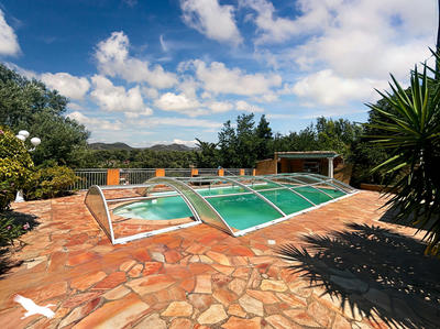 Maison - 202 m² - 7 pièces