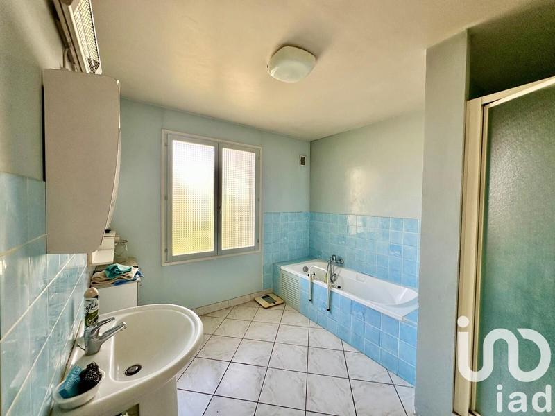 Maison - 185 m² - 4 pièces