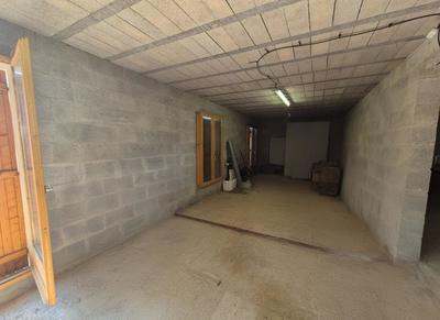 Maison - 160 m² - 1 pièce