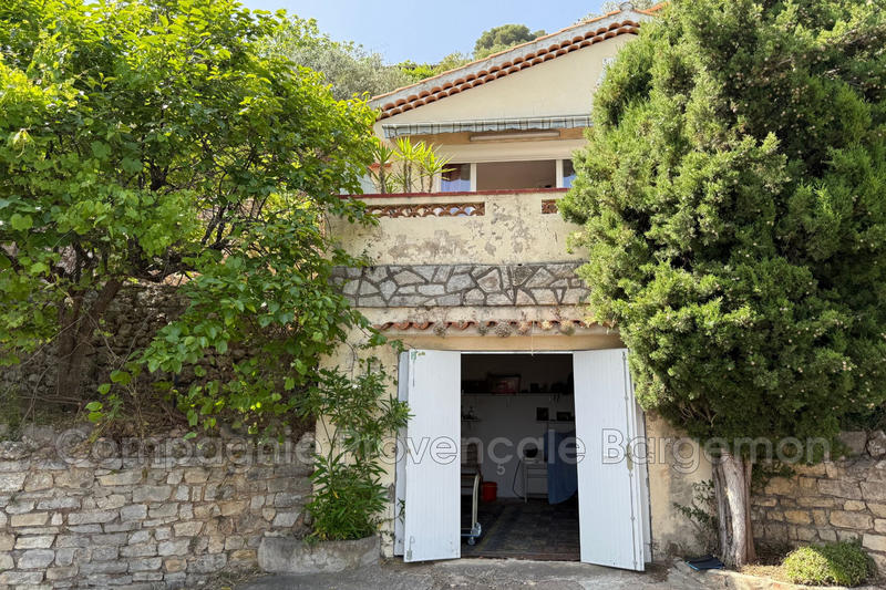 Maison - 92 m² - 1 pièce