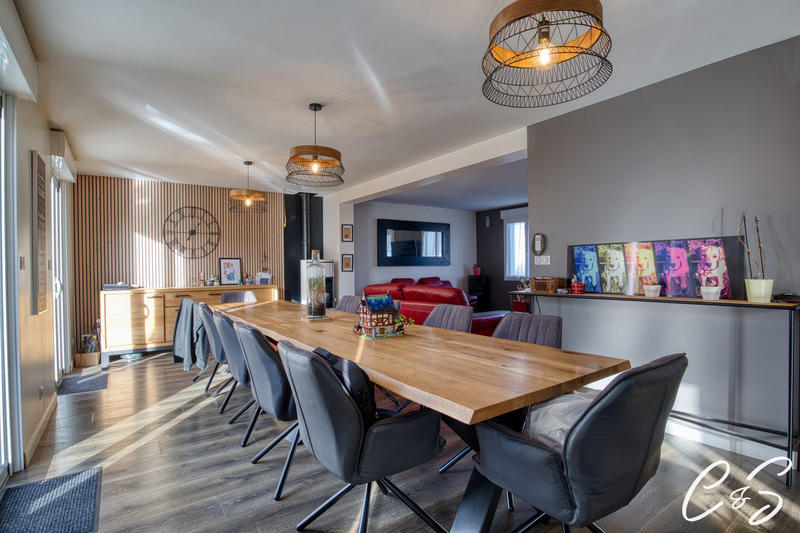 Maison - 126 m² - 5 pièces