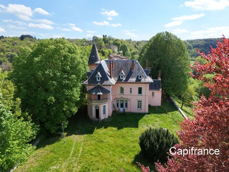 Propriété - 600 m² - 15 pièces