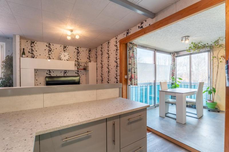 Appartement - 97 m² - 5 pièces