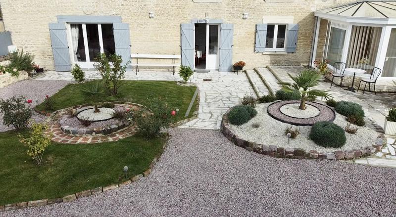 Maison en pierre - 187 m² - 9 pièces